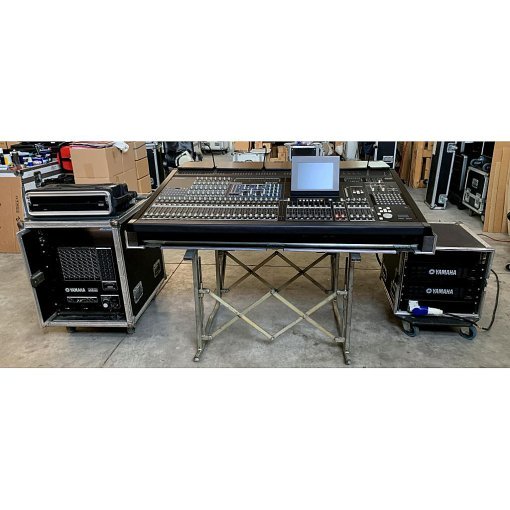 Yamaha PM5D-RH, DSP5D, DCU5D and PW800W Package