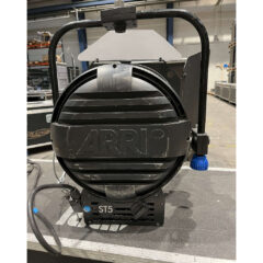 ARRI TrueBlue ST5 Lighting Fixture