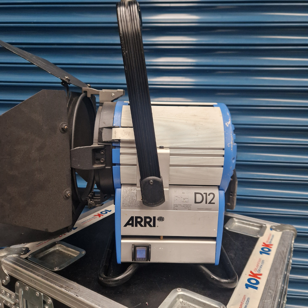 Arri D12 1.2kw MSR Lighting Fixture Package