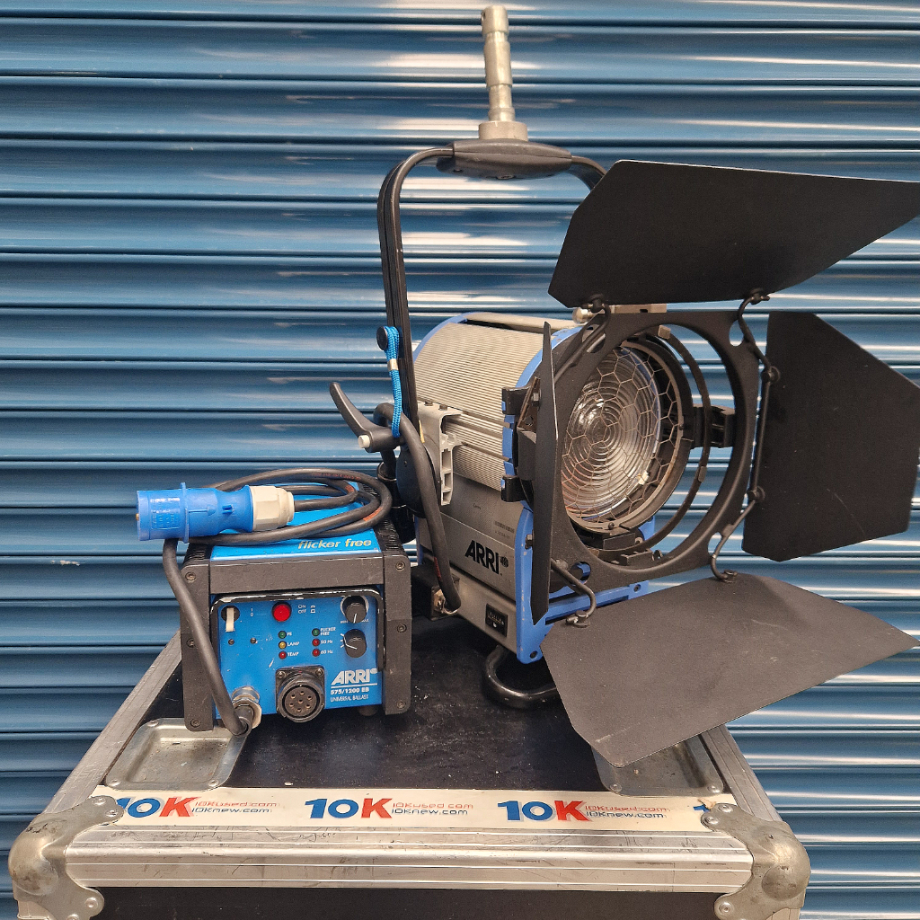 Arri D12 1.2kw MSR Lighting Fixture Package