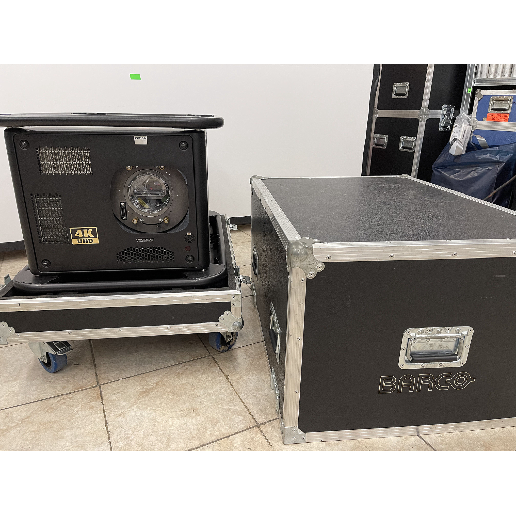 Barco HDX-4k20 FLEX 20.000 Lumens Projector