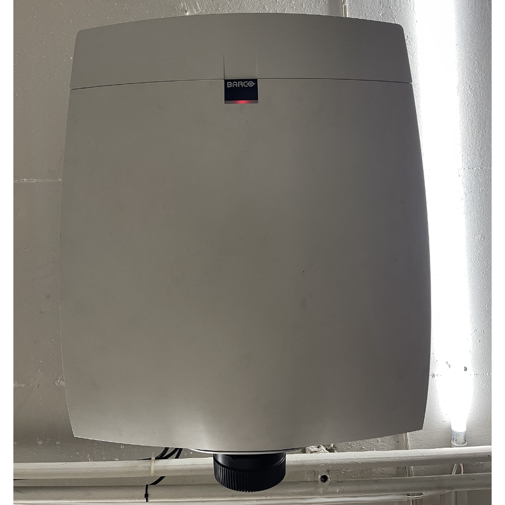 Barco PGWU‑62L Projector