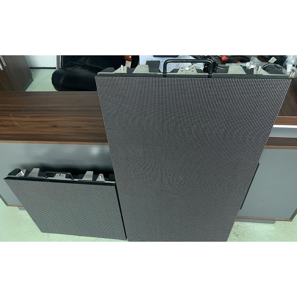 Gloshine BE/BM Series 3.9mm Outdoor LED Screens