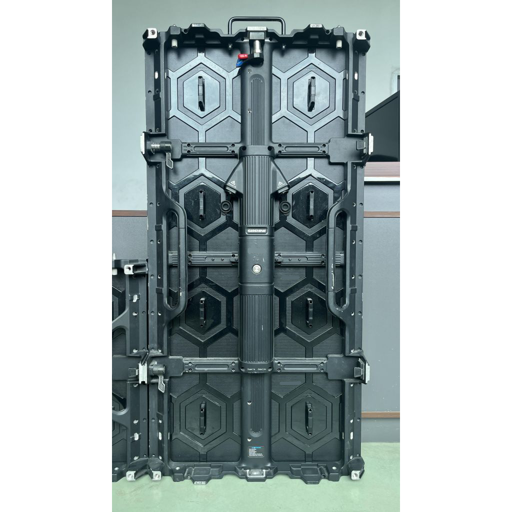 Gloshine BE/BM Series 3.9mm Outdoor LED Screens
