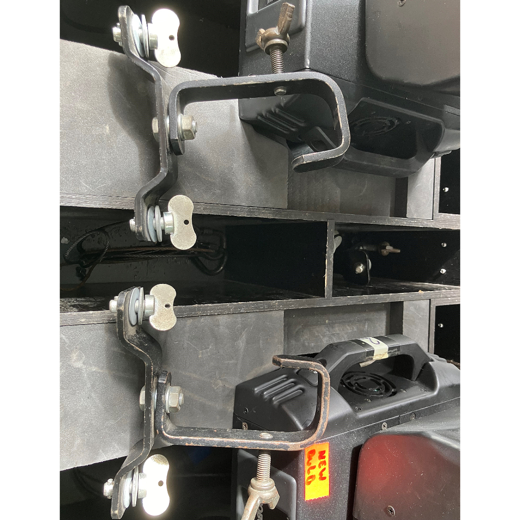 Robe ROBIN 600E Spot Lighting Fixture Set