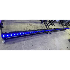Showtec Candela Pix 50 RGBW Light Bar - IP65 Package