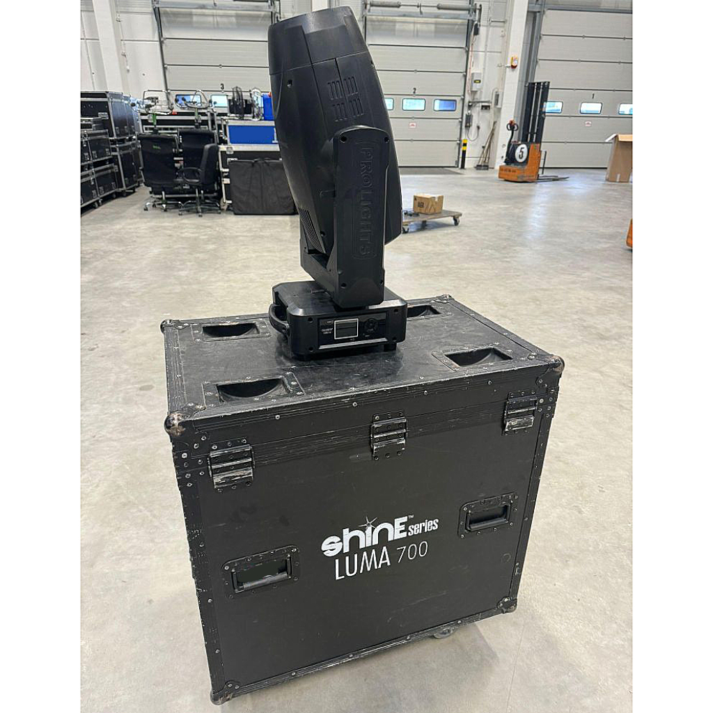Prolights Luma 700 Lighting Fixture