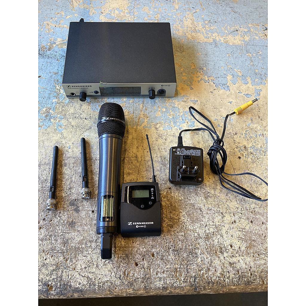 Sennheiser EW300 G3 Freq. Range -B Package