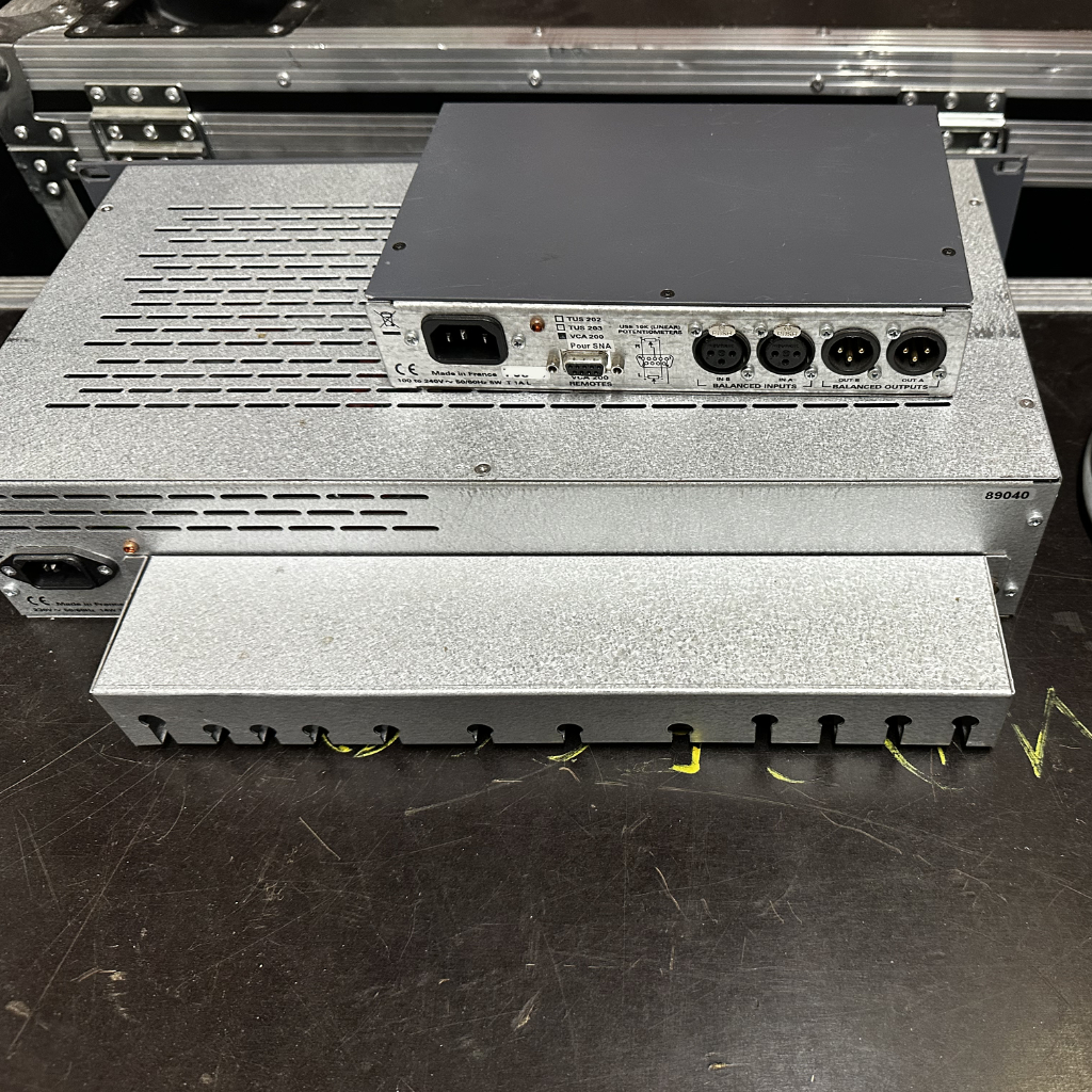 Amix SNA 70-3 Limiter and RAmi VCA200 Analog gain controller