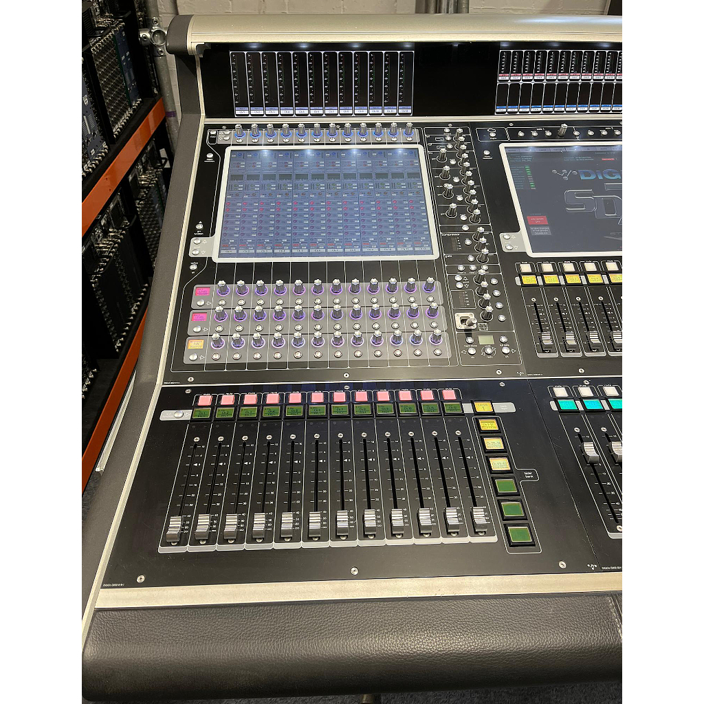 DiGiCo SD7T Digital Mixing Console