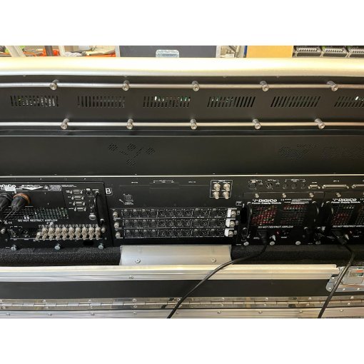 DiGiCo SD7T Digital Mixing Console