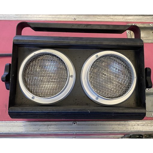 DTS Flash 2000L 2-Lite Blinder Lighting Fixture