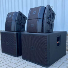 JBL VRX928LA  linearray speaker and SRX718S Subwoofer