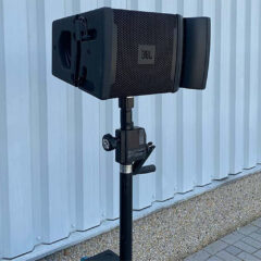 JBL VRX928LA  linearray speaker and SRX718S Subwoofer