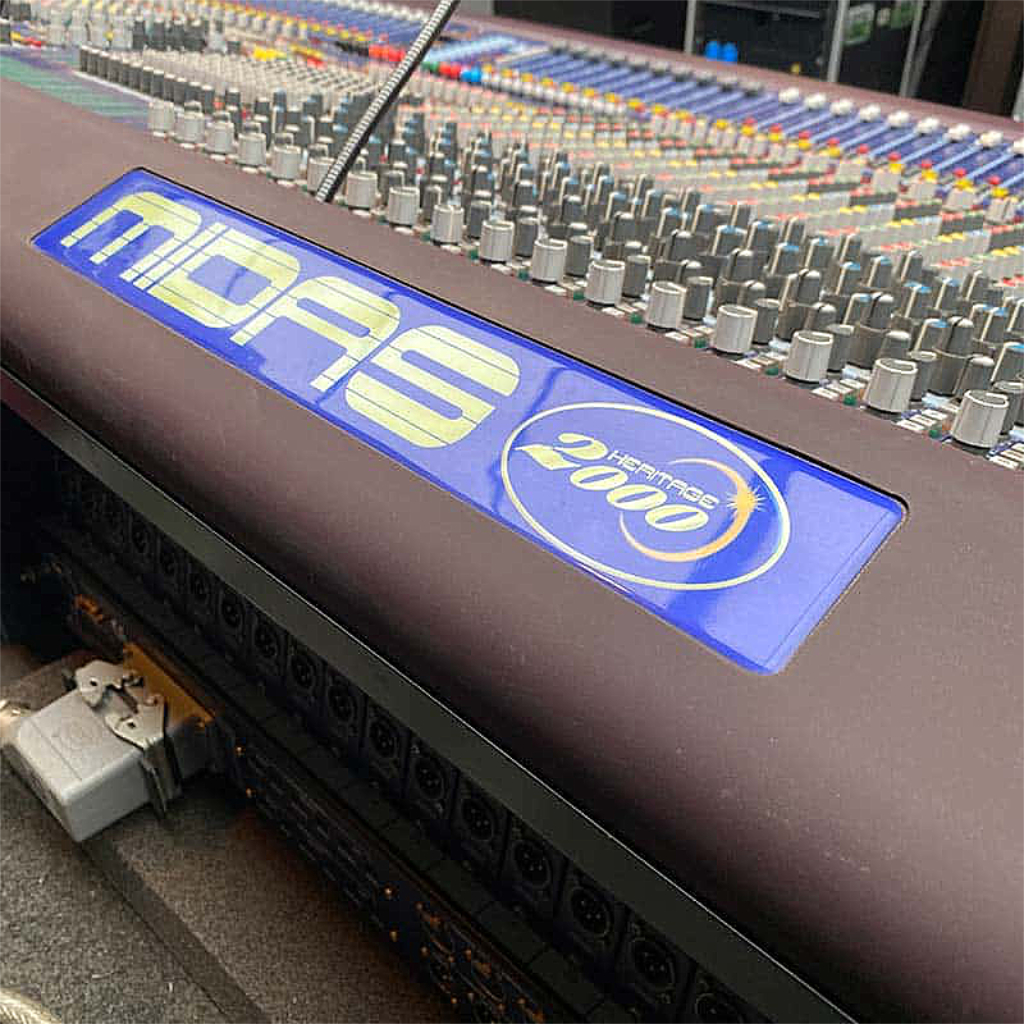 Midas Heritage 2000 and Outboard Package