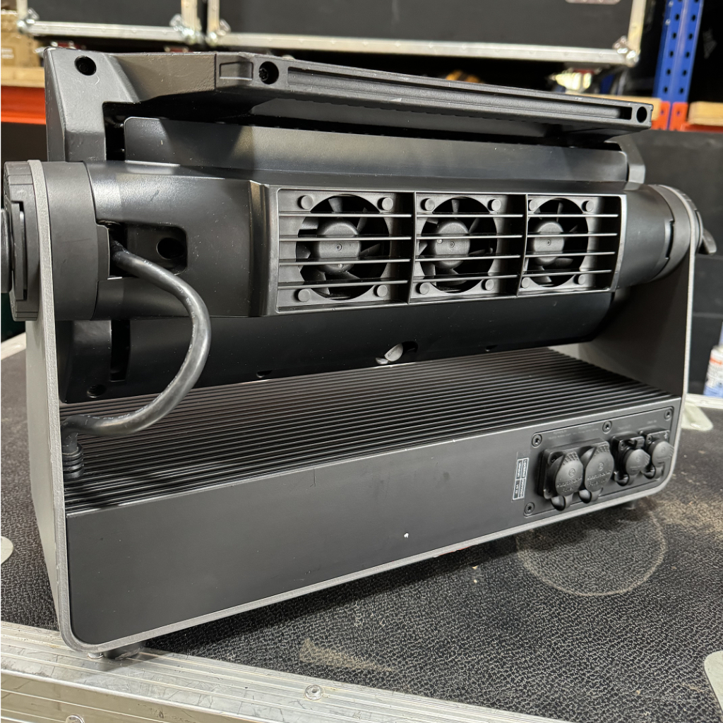 SGM Q8 Lighting Fixture
