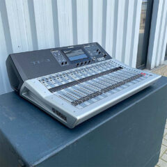Yamaha TF3 Digital Mixing Console