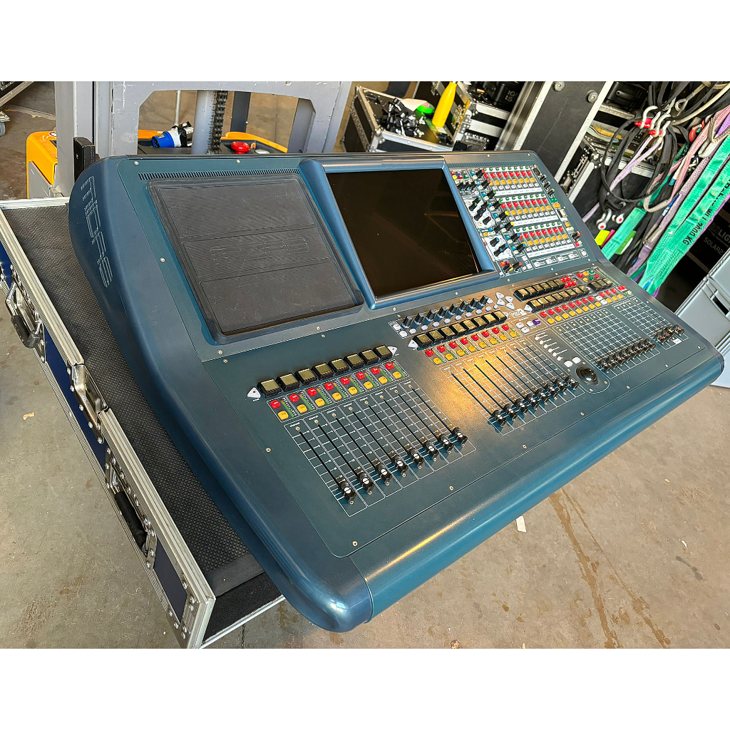 Midas PRO2 TP and Stagebox DL251