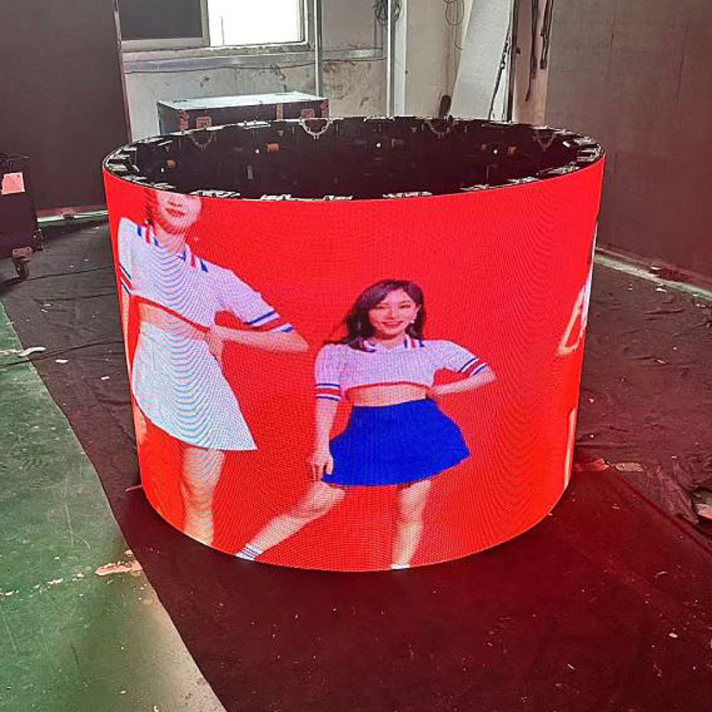 Unilumin 360 degree round Cylinder indoor 2.6 mm LED screen