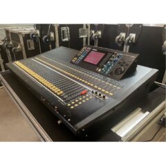 Yamaha LS9-32 Digital Mixing Console