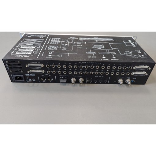 RME M-32 DA 32/16-Channel MADI/ADAT to Analog Converter