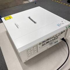 Panasonic PT-RZ570 Projector