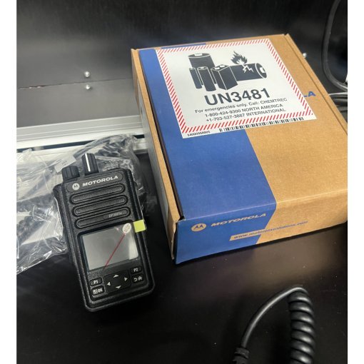 Motorola DP3661e UHF package
