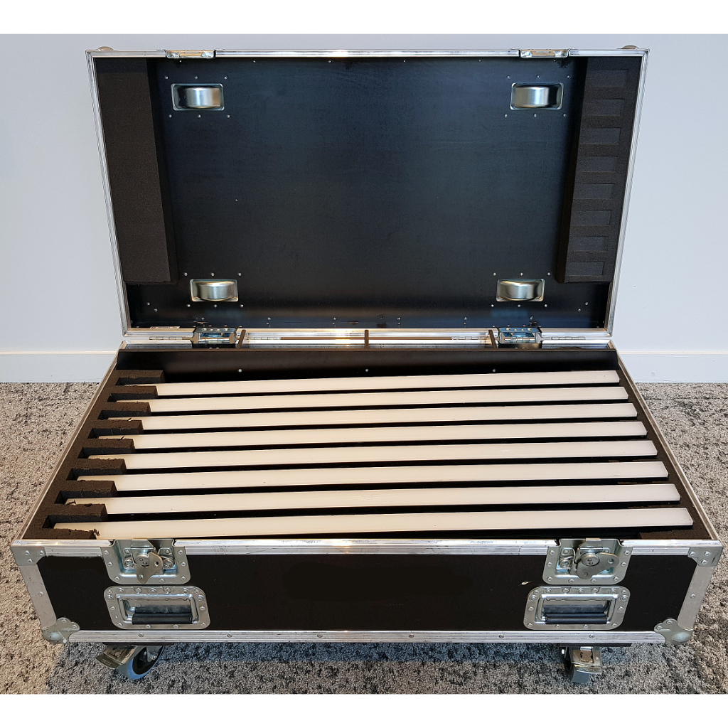 Showtec Octostrip MK2 Lighting Fixture