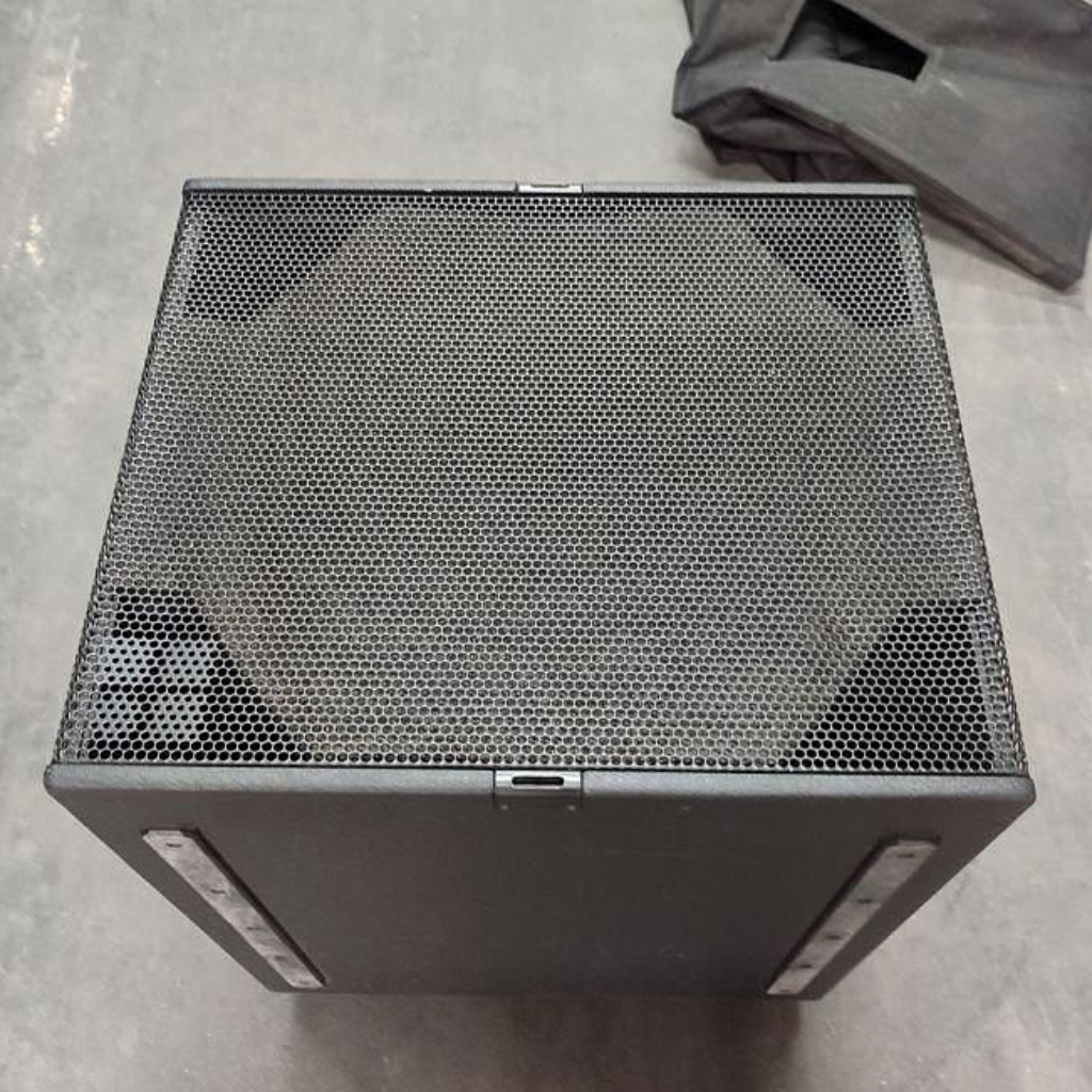 d&b Audiotechnik B6 Subwoofer