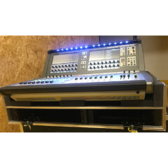 Soundcraft VI1000 Mixing Console