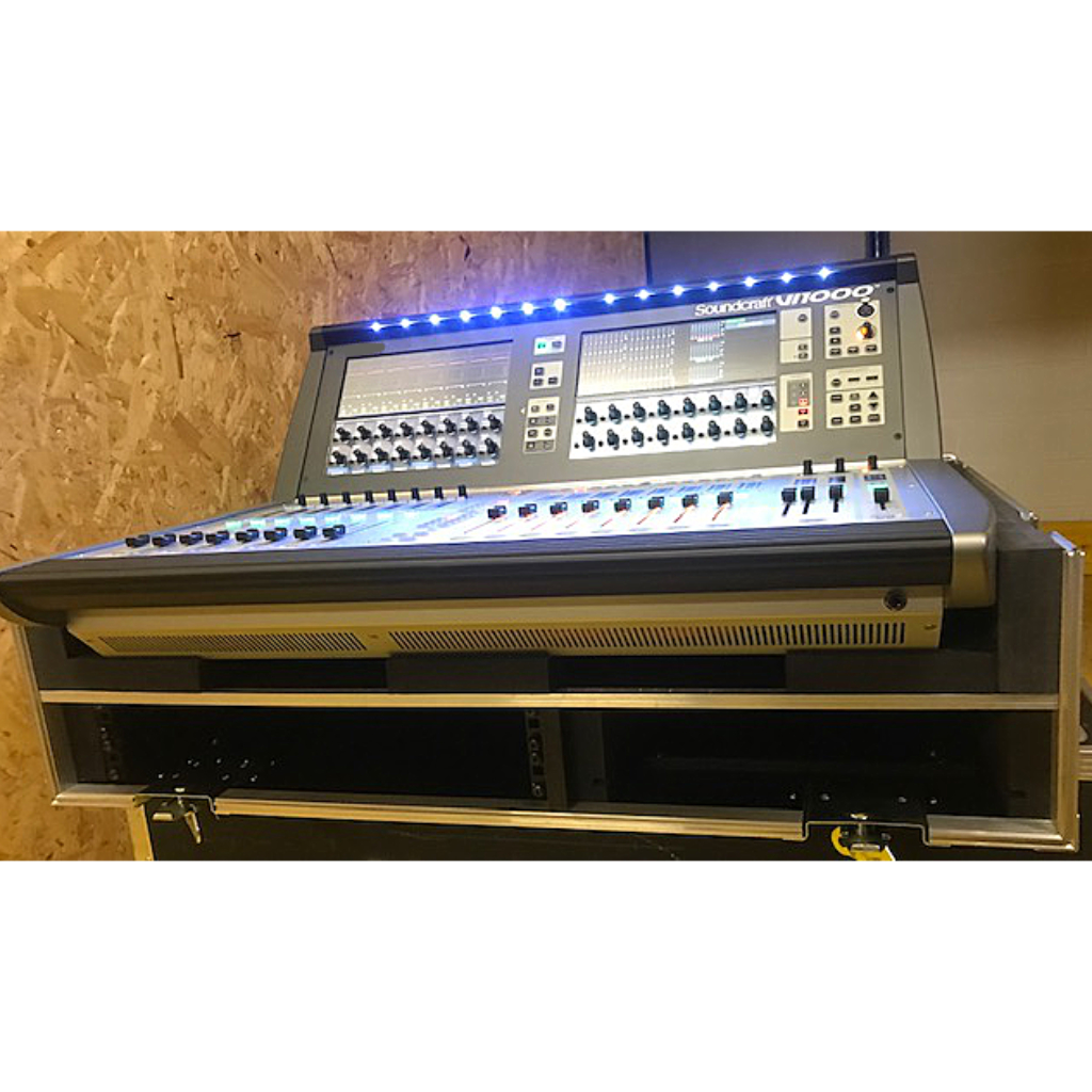 Soundcraft VI1000 Mixing Console