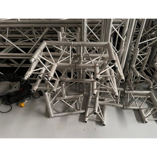 Prolyte X30D Trussing