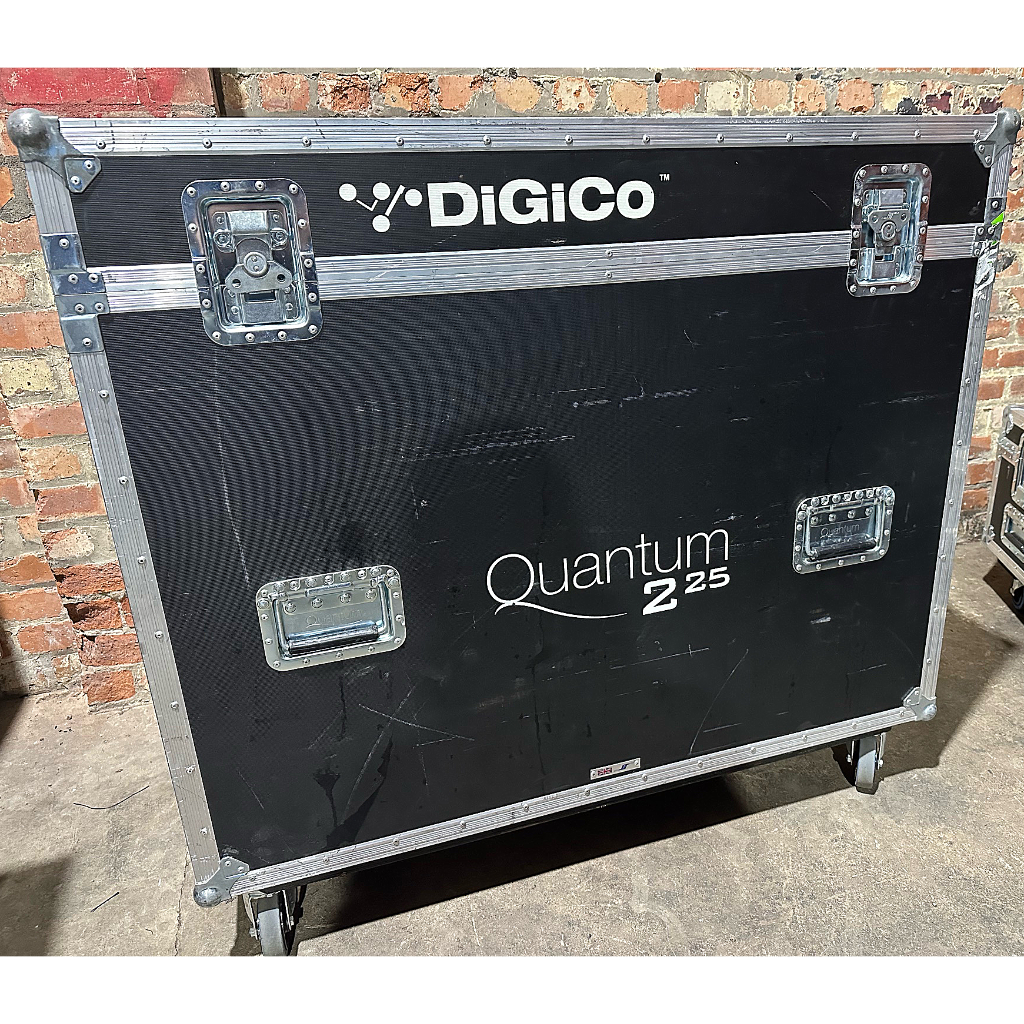 Digico Quantum 225 Digital mixing console