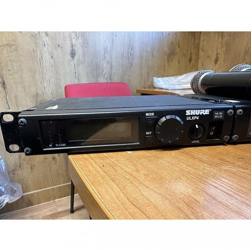 Shure ULXP4