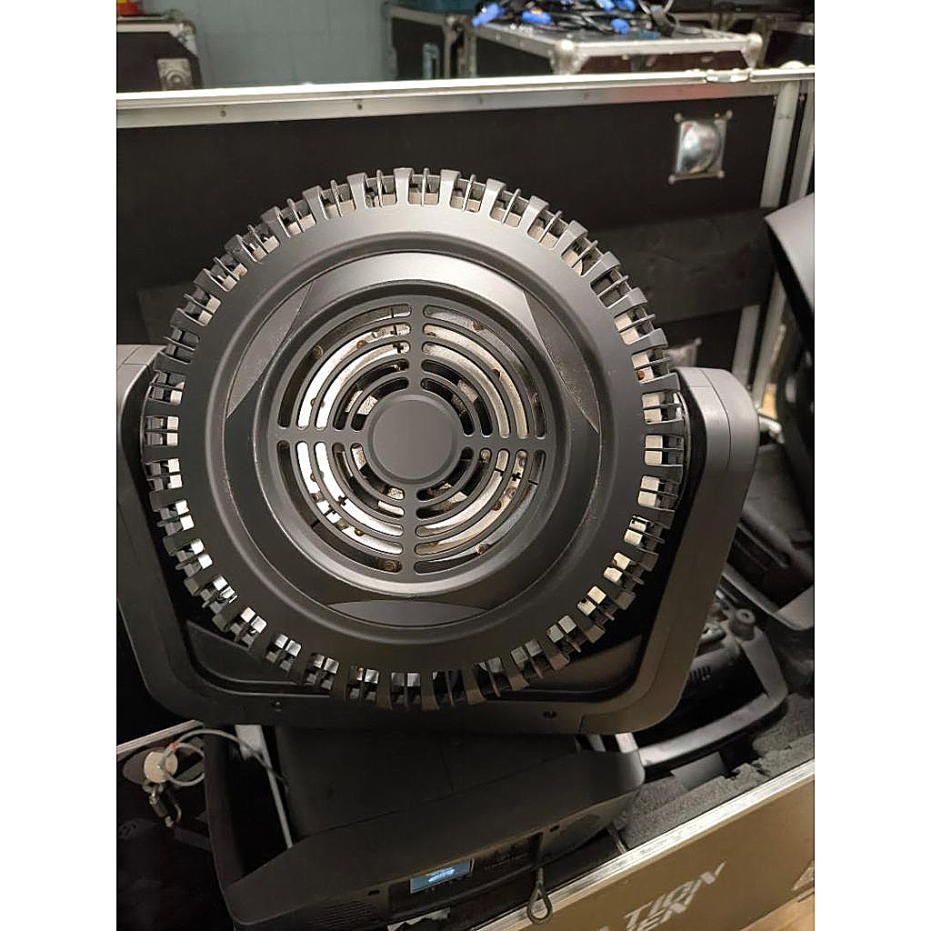 Elation Platinum Seven Wash Lighting Fixture