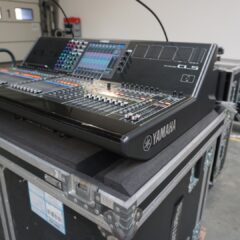 Yamaha CL5 Digital Mixing Console