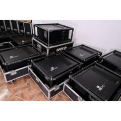 Barco UDX-4K32 Projector