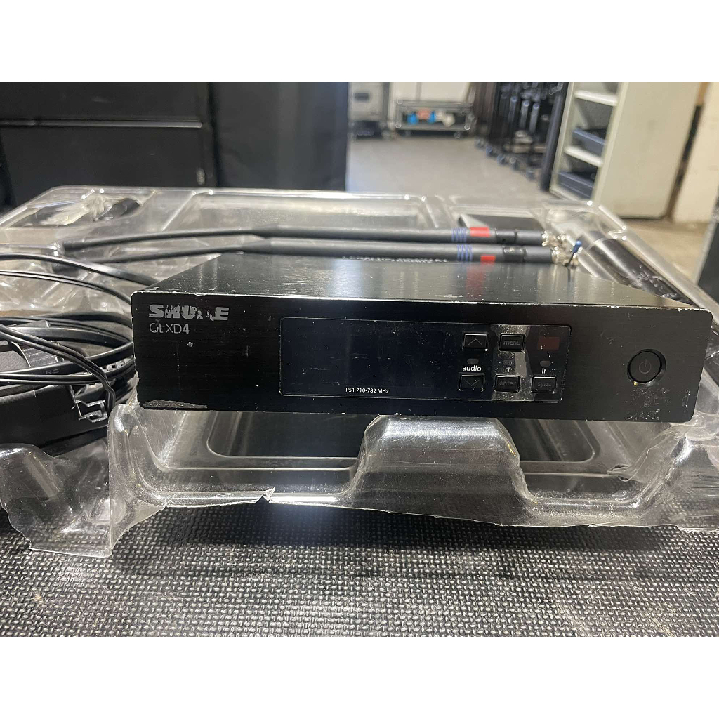 Shure QLXD4 P51 710-782 mhz Digital Wireless Receiver