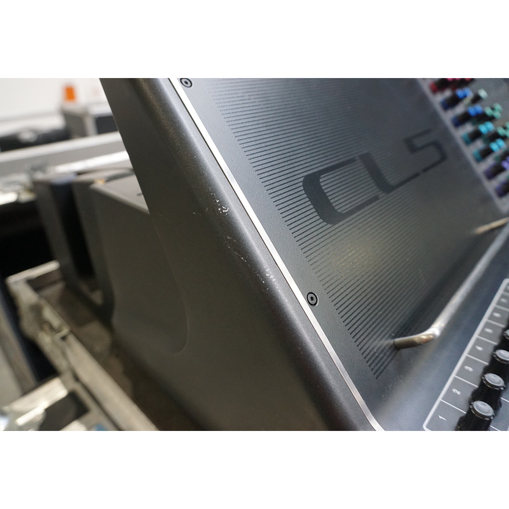 Yamaha CL5 Digital Mixing Console