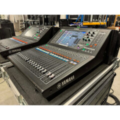 Yamaha QL1 Digital Mixing Console and RIO-D Package