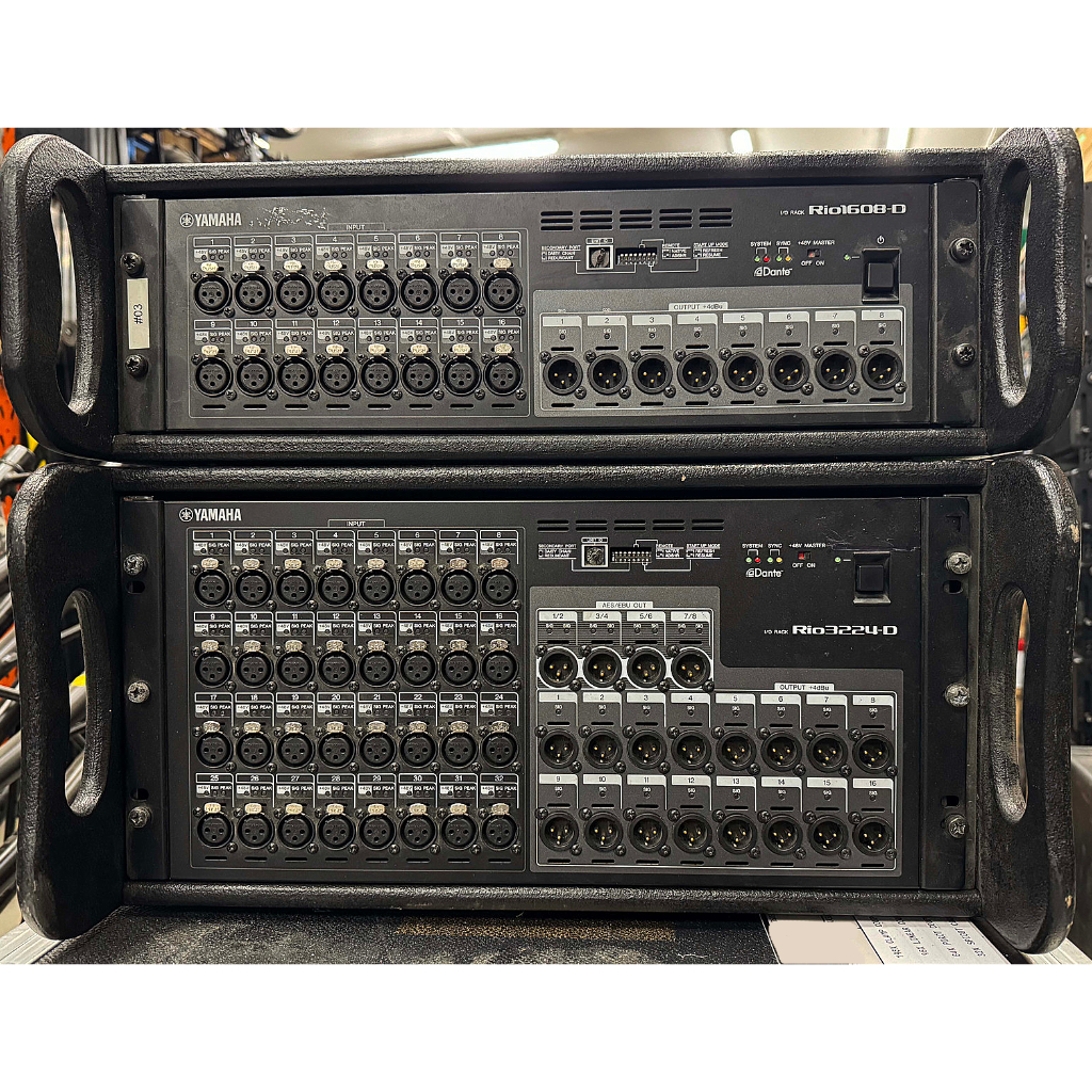Yamaha QL1 Digital Mixing Console and RIO-D Package