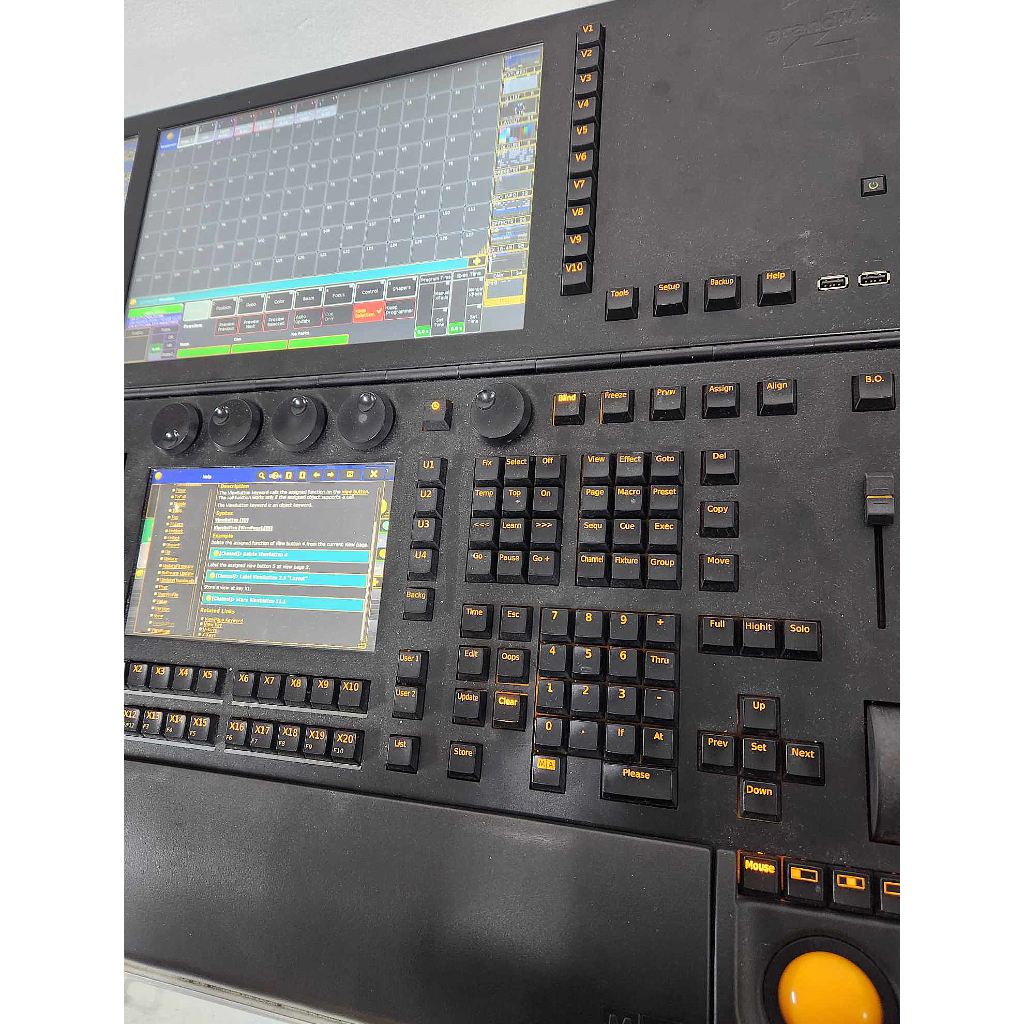 MA Lighting GrandMA2 Lighting Console