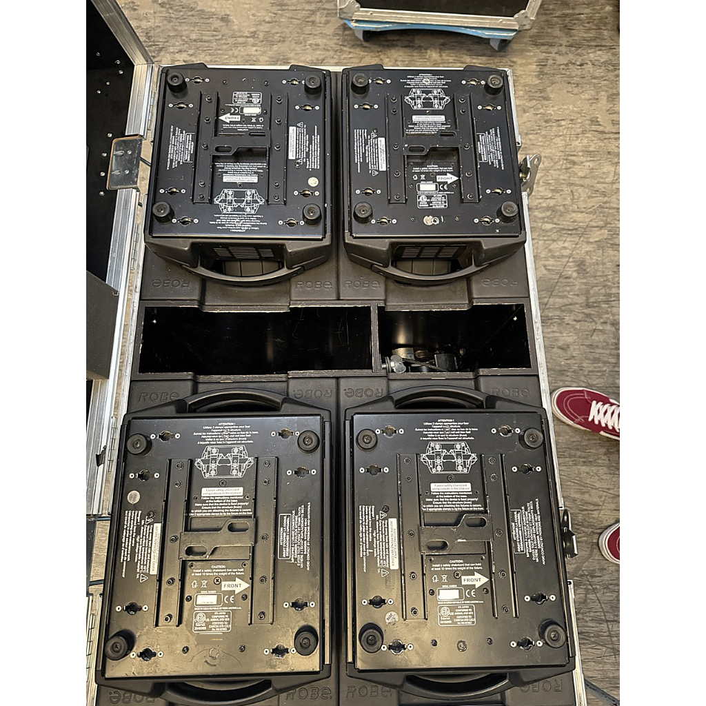 Robe Pointe Lighting Fixture