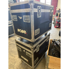 Robe Pointe Lighting Fixture