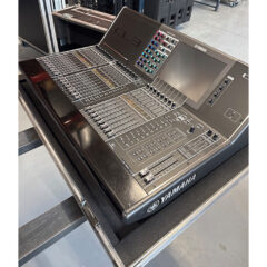 Yamaha CL3 digital mixing console
