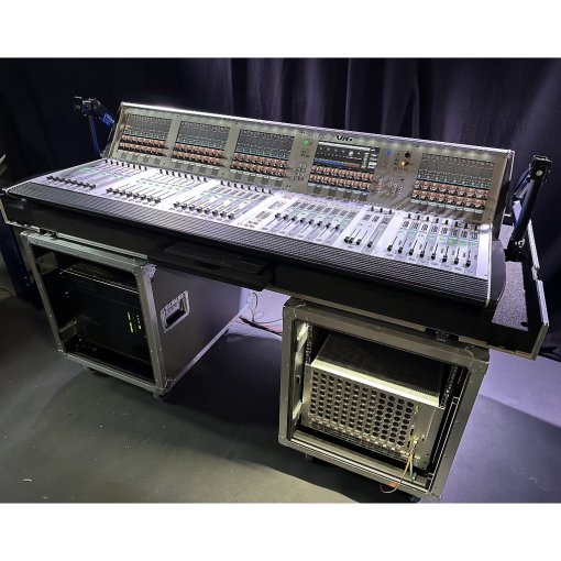 Soundcraft Vi600 with StageRack 64/32