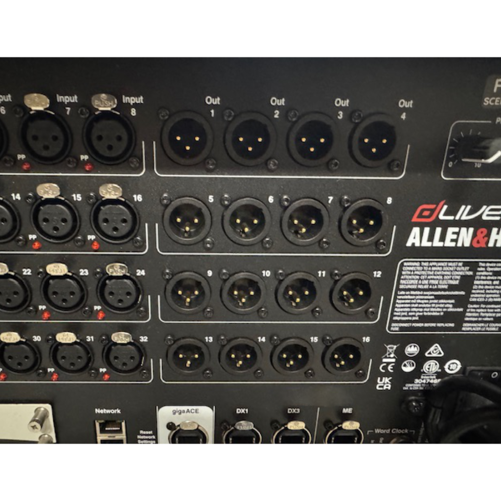 Allen & Heath CDM32 Mixrack (1)
