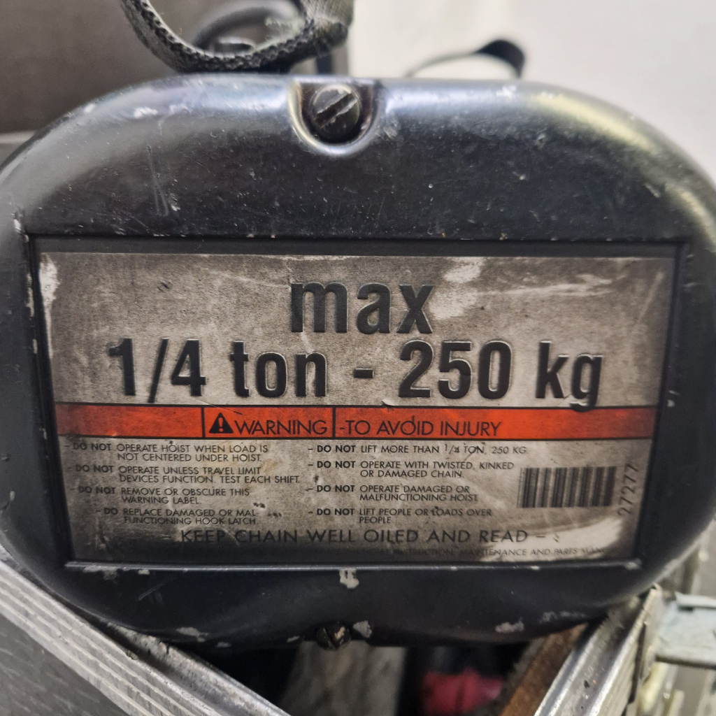 CM LodeStar 250Kg Model C 18M Motor