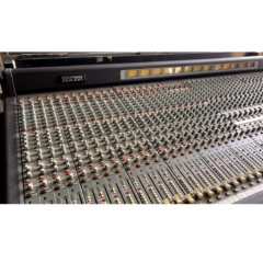 Crest-audio-X-Eight-44-8-analog-Mischpult-3