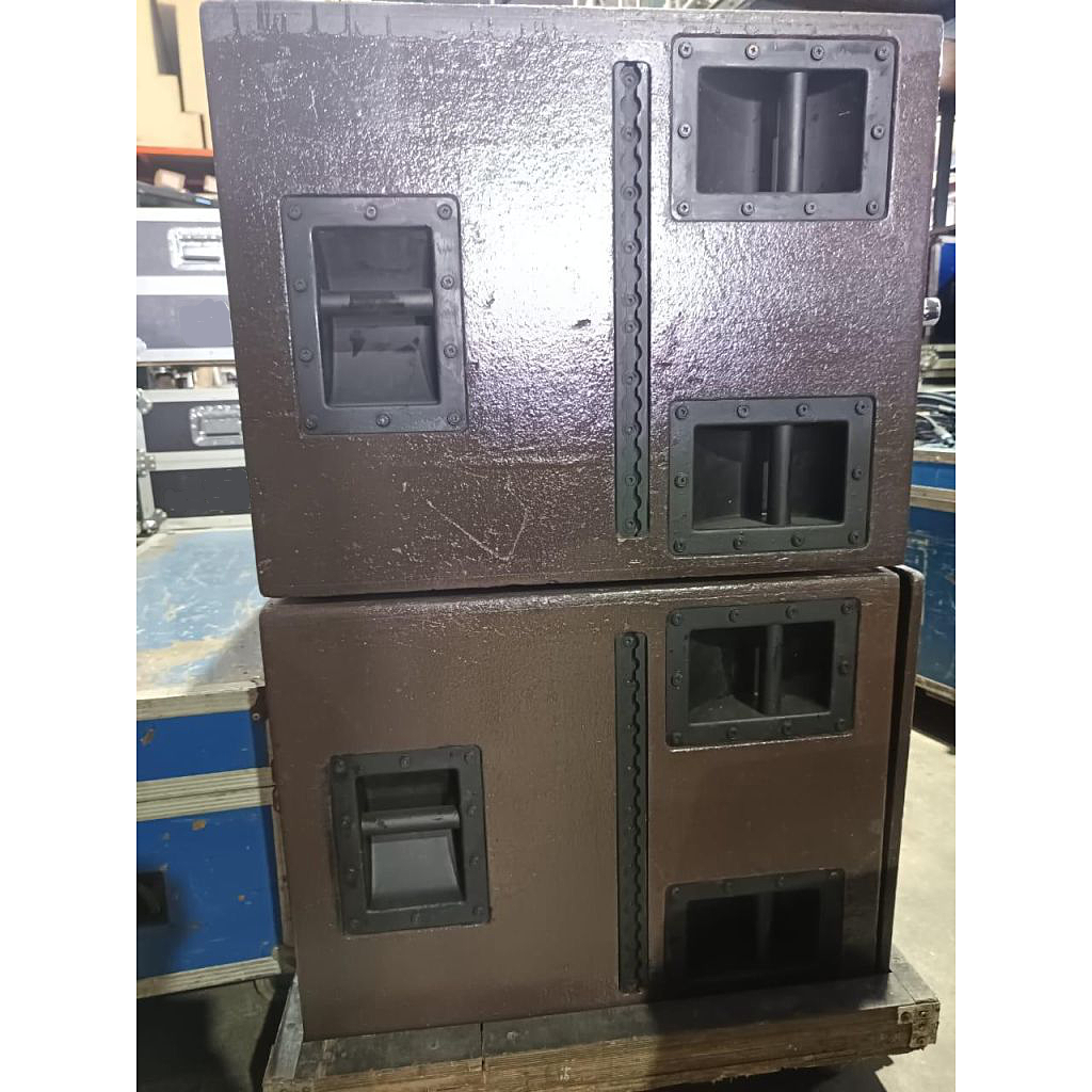 L-Acoustics V-Dosc Loudspeaker and SB218 Subwoofer Package